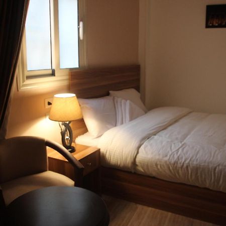 Farida Pyramids Boutique Hotel Kafret el-Gabal Exterior foto