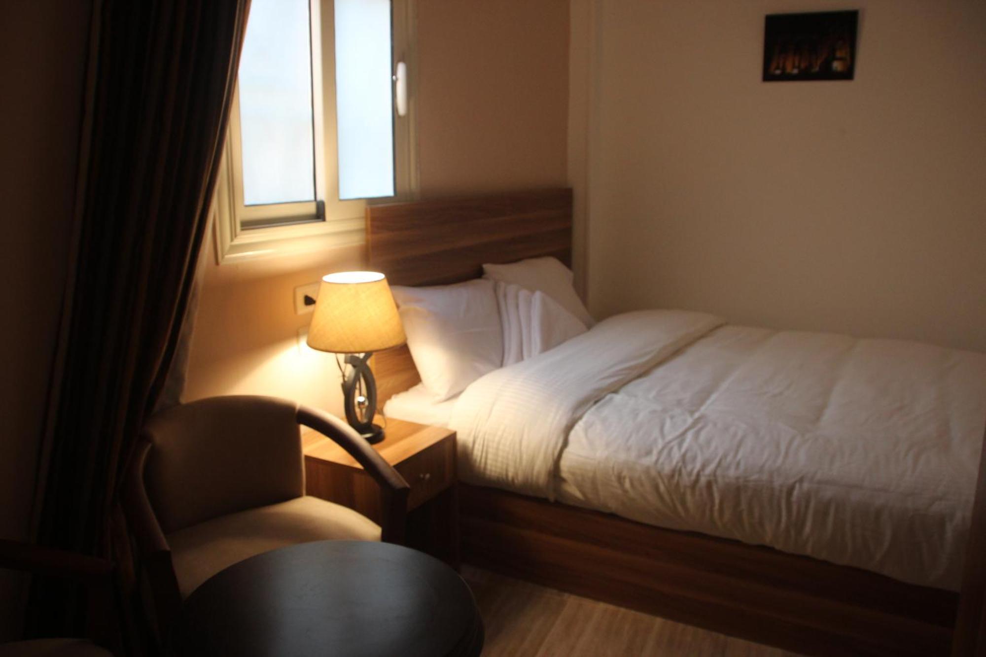 Farida Pyramids Boutique Hotel Kafret el-Gabal Exterior foto